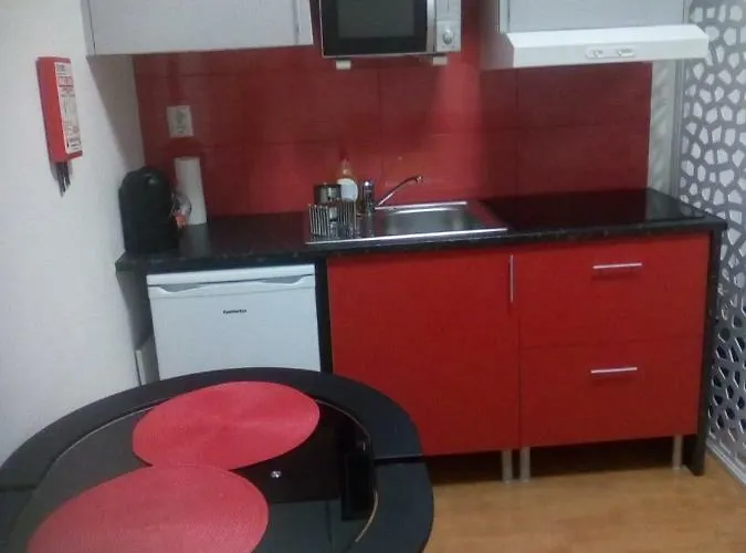 Apartamento Metro-apartment Rnal Nº35375 Al-chamada A Rede Móvel Nacional