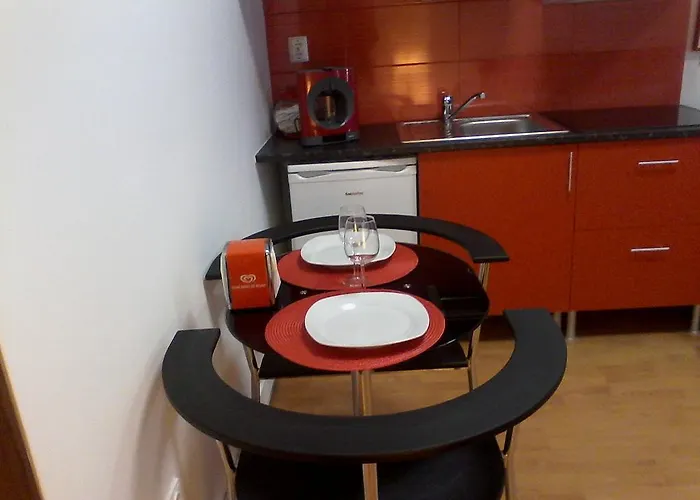 Metro-apartment Rnal Nº35375 Al-chamada A Rede Movel Nacional Διαμέρισμα *